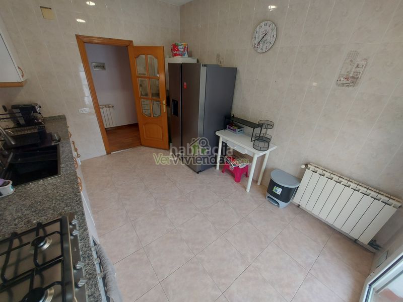 Foto ad833003-939d-4a95-b1ef-247888902124. Casa amb calefacció aparcament a Abrera