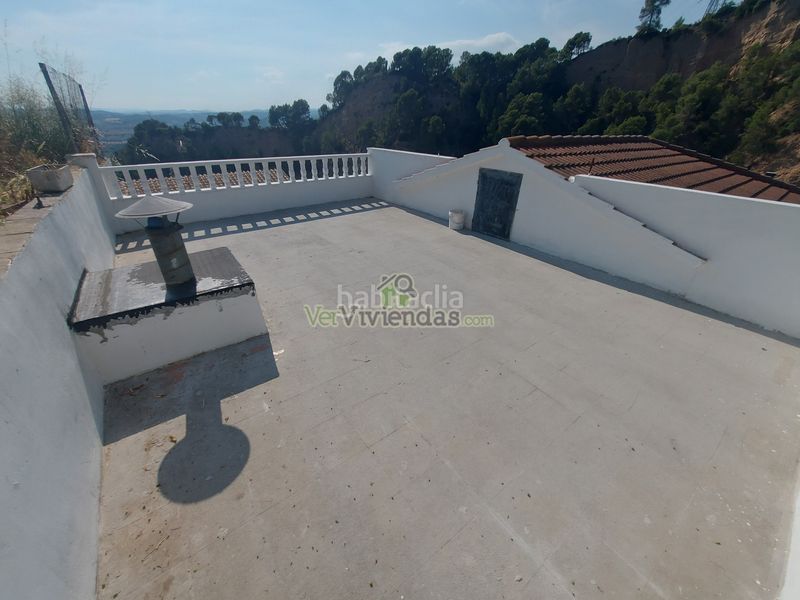 Foto de5c82ed-34a3-4d48-84e7-767385812709. Casa amb calefacció aparcament a Abrera
