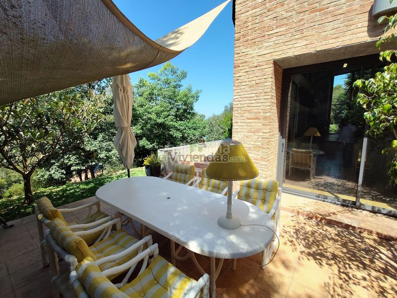 Foto bf4b4b9c-8705-4227-83cf-abe0d41b856a. Casa amb xemeneia calefacció aparcament piscina a Sant Cugat del Vallès