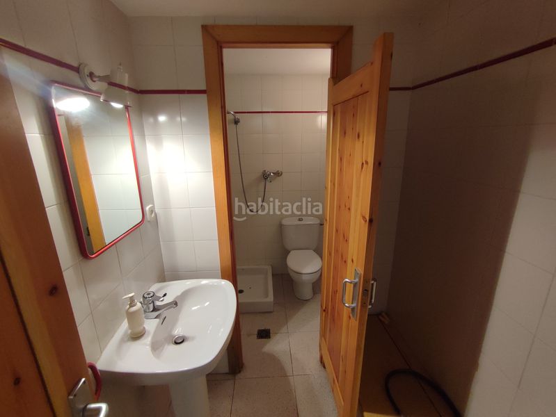 Foto 6dae3a7e-ac97-4174-a00a-bff35a756fff. Casa amb xemeneia calefacció aparcament piscina a Gelida