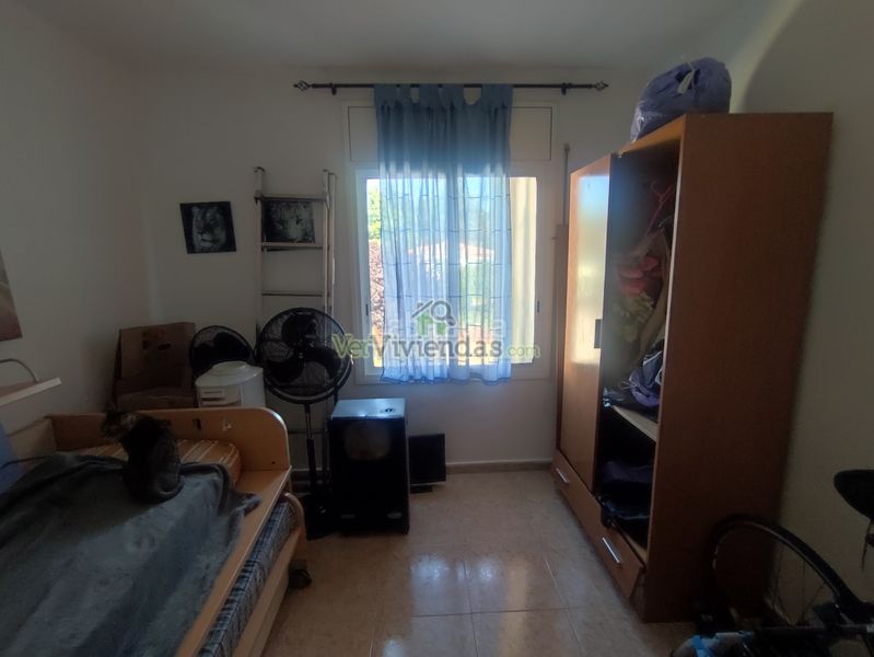 Foto 1d94840b-5566-4b13-95b2-8f8a70a403ae. Casa adossada amb xemeneia a Piera