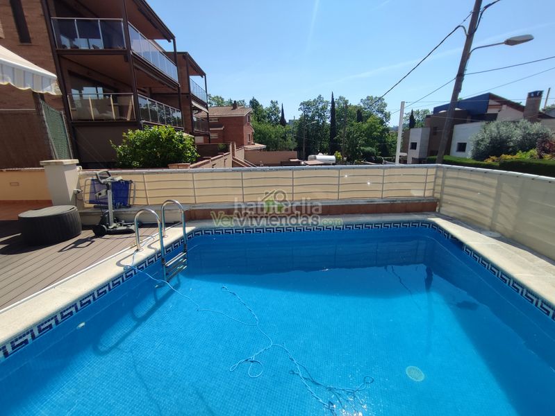 Foto c0657f91-8fd5-4cc5-a9cf-a1ad8c78f4e2. Casa amb calefacció aparcament piscina a Martinica - Ateneu Cerdanyola del Vallès
