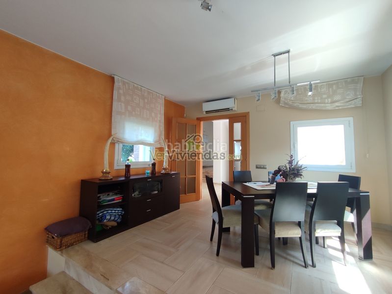 Foto eb4ba910-8a3e-4667-bc52-c7eee7a2bae5. Casa amb calefacció aparcament piscina a Martinica - Ateneu Cerdanyola del Vallès