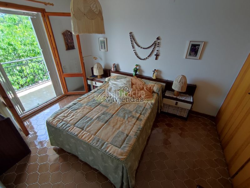 Foto be382815-c69a-49a6-8367-5d62082d101c. Casa amb xemeneia calefacció aparcament piscina a Vallirana