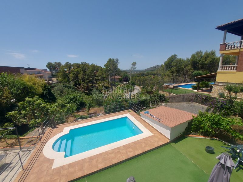 Foto 424f35da-a198-4704-9dc5-2f9897bfde8a. Casa amb calefacció piscina a Olivella