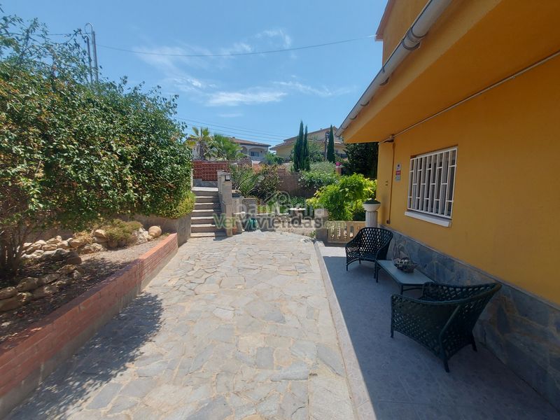 Foto 7ca7e021-e886-4e2f-b513-ea9858e57696. Casa amb calefacció piscina a Olivella