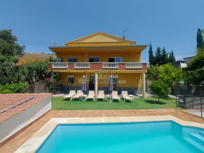 Foto dc7559a4-c3ab-4c68-9684-639d7ca4ecf0. Casa amb calefacció piscina a Olivella