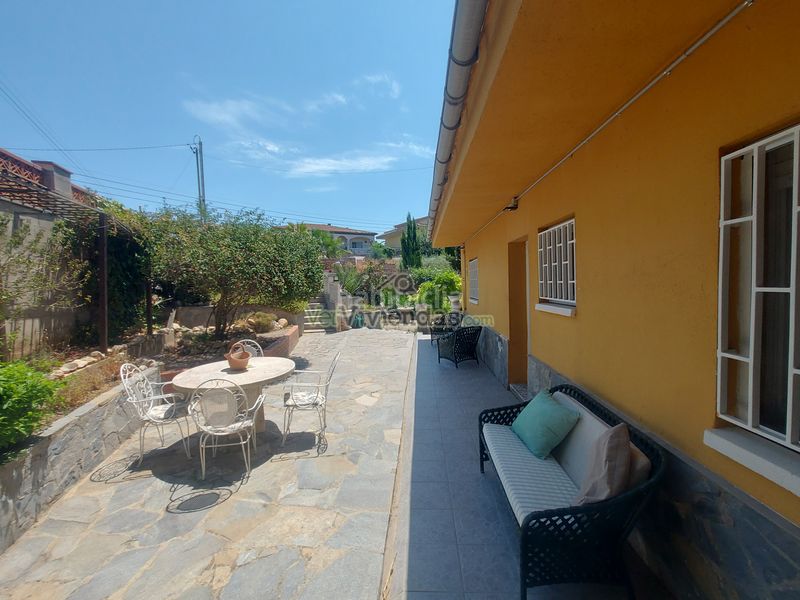 Foto f0de08e0-5308-42c1-aa3c-1db8065c2753. Casa amb calefacció piscina a Olivella