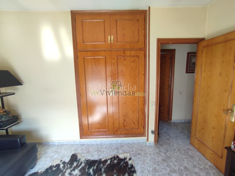 Foto 139d8602-acef-47b8-aa13-fb2efb4c674f. Casa amb xemeneia calefacció aparcament piscina a Vacarisses