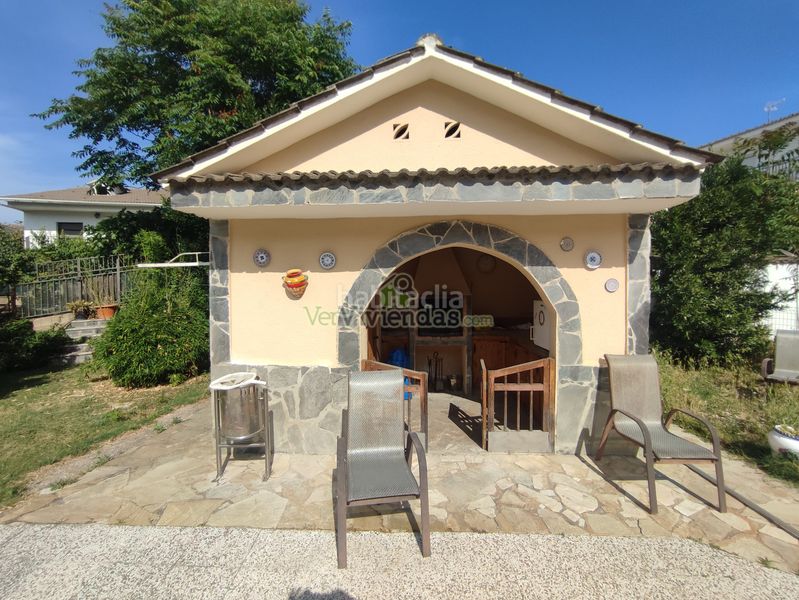 Foto 14ed278a-395d-41d8-9c43-1a842875cab5. Casa amb xemeneia calefacció aparcament piscina a Vacarisses