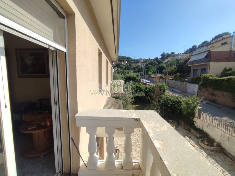 Foto 49261985-677f-4b4e-9985-7992059f12e8. Casa amb xemeneia calefacció aparcament piscina a Vacarisses