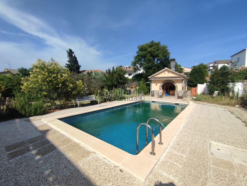 Foto 64b0a80c-8d50-4a77-9cea-196a8479b415. Casa amb xemeneia calefacció aparcament piscina a Vacarisses