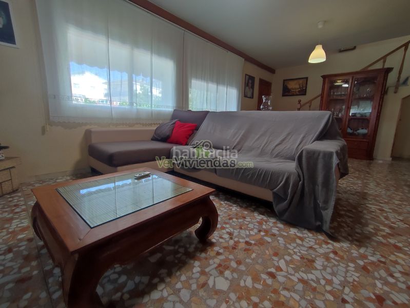 Foto 7b8ae135-88b0-4d05-8e15-14d21191c7b6. Casa amb xemeneia calefacció aparcament piscina a Vacarisses
