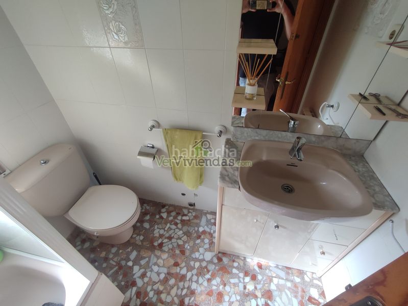 Foto a3581f56-6b8b-4634-a57c-38b0e49707ee. Casa amb xemeneia calefacció aparcament piscina a Vacarisses