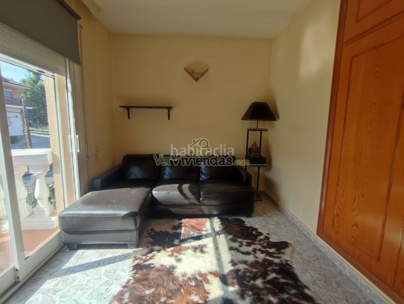 Foto c1da706b-82bf-4fb6-b081-054edf9de85e. Casa amb xemeneia calefacció aparcament piscina a Vacarisses