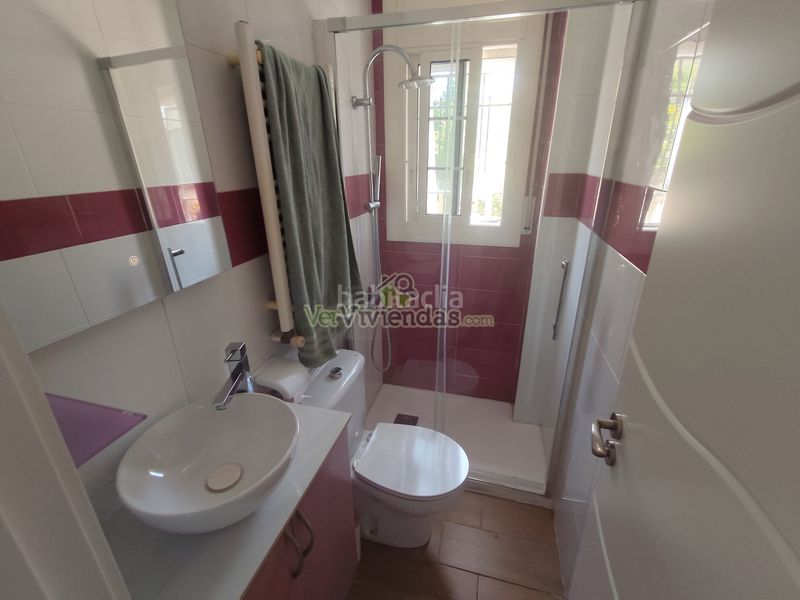 Foto b51183ef-7449-4f56-bb60-f691d32793b7. Casa adossada amb calefacció aparcament piscina a Abrera