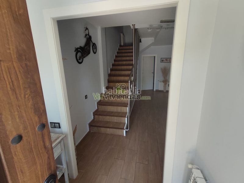 Foto e60937f6-e229-42d8-8330-8778f11df126. Casa adossada amb calefacció aparcament piscina a Abrera