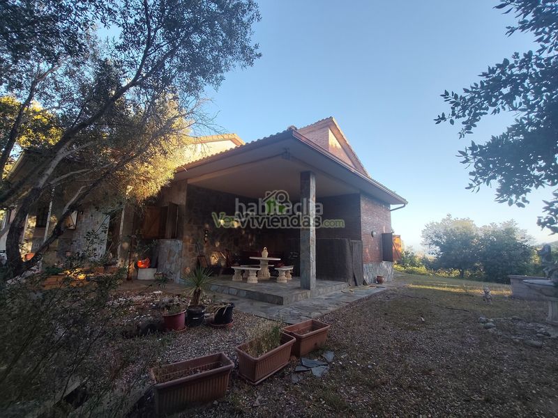 Foto 17c113e0-975e-4bcb-b8ea-369f0a90c86a. Casa amb xemeneia calefacció aparcament a El Racó-Sant Feliu del Racó Castellar del Vallès