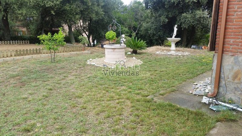 Foto 393d4061-6c6e-4fd2-8c19-a04d56f4e3a8. Casa amb xemeneia calefacció aparcament a El Racó-Sant Feliu del Racó Castellar del Vallès