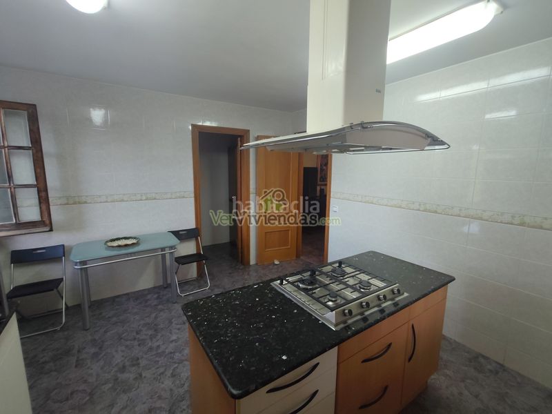 Foto 8c068433-9c7b-4978-985c-71ae9da68645. Casa amb xemeneia calefacció aparcament a El Racó-Sant Feliu del Racó Castellar del Vallès