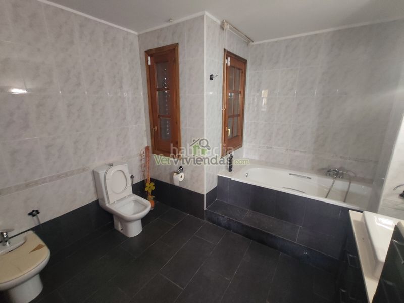 Foto be07fd15-fb1e-4d4c-a66e-6881b5fba718. Casa amb xemeneia calefacció aparcament a El Racó-Sant Feliu del Racó Castellar del Vallès