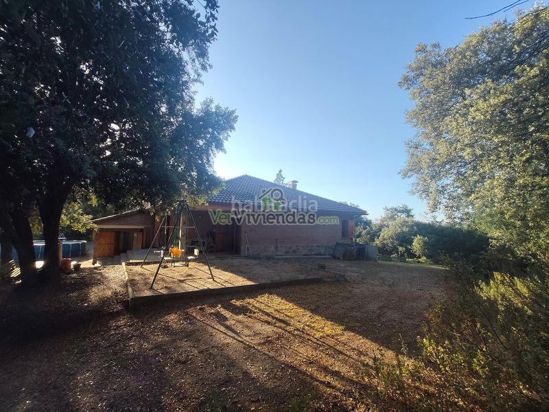 Foto d1014dd9-871d-4446-88de-6aa44e0ee022. Casa amb xemeneia calefacció aparcament a El Racó-Sant Feliu del Racó Castellar del Vallès