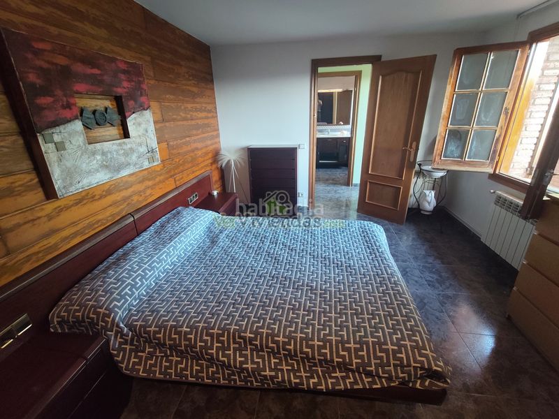 Foto dd68e3f3-19d1-4137-b1fb-a2b31a92f692. Casa amb xemeneia calefacció aparcament a El Racó-Sant Feliu del Racó Castellar del Vallès