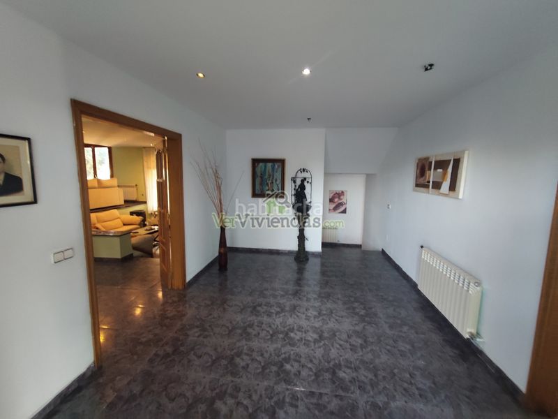 Foto deedbc0a-42e6-4c73-aa2c-00281848265e. Casa amb xemeneia calefacció aparcament a El Racó-Sant Feliu del Racó Castellar del Vallès