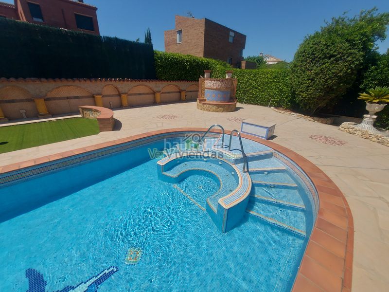 Foto a172bd17-9691-4b54-a83d-5be2e1fe95f8. Casa amb xemeneia calefacció aparcament piscina a Olèrdola