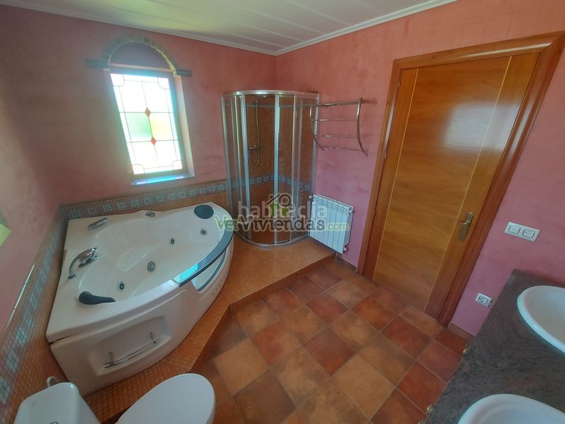 Foto d9af1c94-1b03-413f-bb71-2720a6a2f65b. Casa amb xemeneia calefacció aparcament piscina a Olèrdola