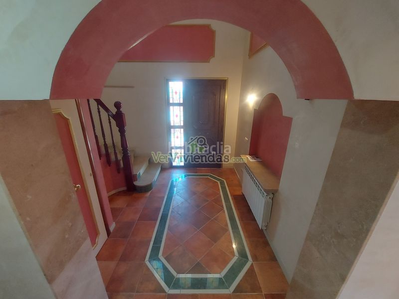 Foto dcfaf3ec-1362-439f-9948-176d7bd1a199. Casa amb xemeneia calefacció aparcament piscina a Olèrdola