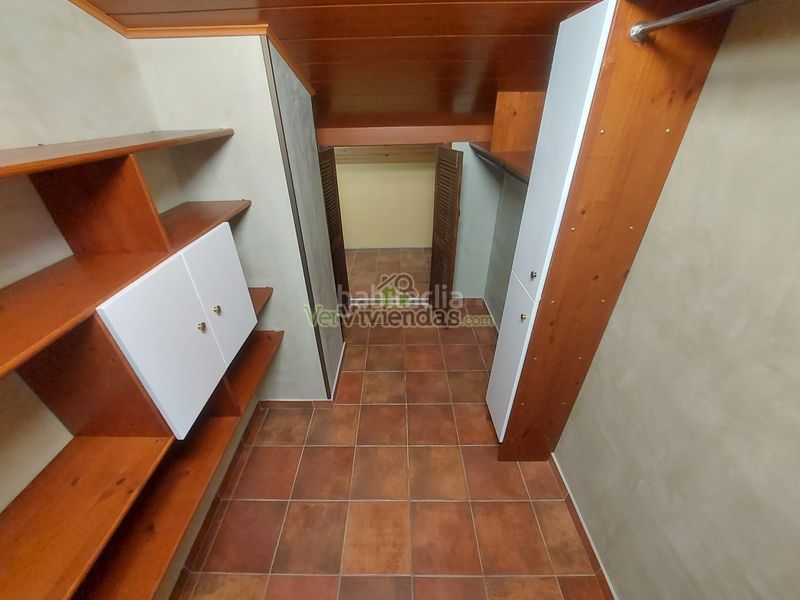 Foto e3c4d010-4daf-4c64-a579-9cf2fe7ec906. Casa amb xemeneia calefacció aparcament piscina a Olèrdola