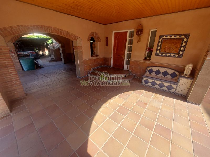 Foto 109092c9-c7ee-4e93-8512-03f26fb53768. Casa espectacular casa con piscina en Olèrdola