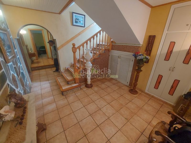Foto b140c5bf-8e29-4b19-91b3-0ae8b16bd608. Casa espectacular casa con piscina en Olèrdola