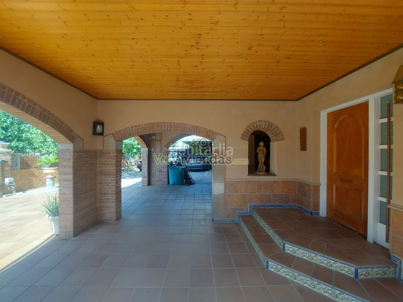 Foto c97e9cec-4c5d-4aeb-a966-aa669e744fd8. Casa espectacular casa con piscina en Olèrdola