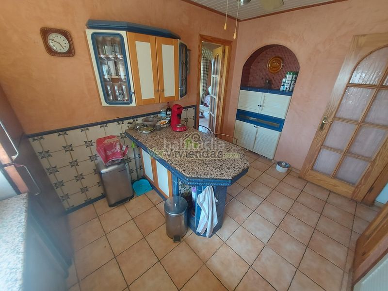 Foto f1a605f4-13c4-4d5d-bee0-009f22e4c174. Casa espectacular casa con piscina en Olèrdola