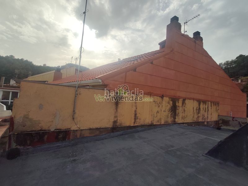 Foto b7f6688f-3ad3-4110-98e2-001082832305. Casa amb calefacció a Cervelló