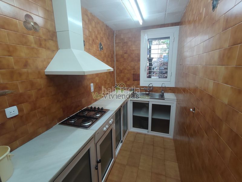 Foto b9d04bca-bf5d-4262-b3bc-97e5357cee8d. Casa amb calefacció a Cervelló