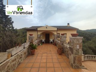 Casa in Castellví de Rosanes. Bonita casa con vistas