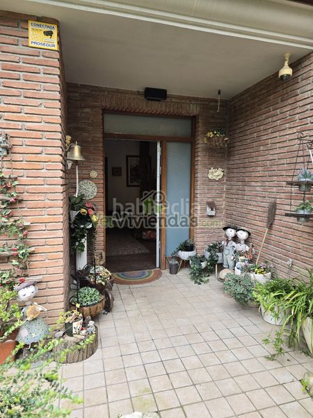 Foto bf0fa47e-9214-4243-913c-1c10d75a8756. Casa amb xemeneia calefacció aparcament piscina a Begues
