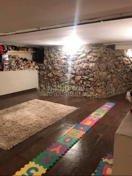 Foto feccdf62-7455-4481-a7d7-f5785564f106. Casa amb xemeneia calefacció aparcament piscina a Begues