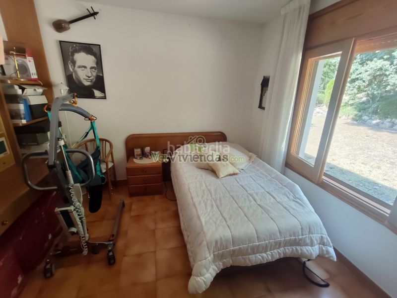 Foto 1e363bb0-c9ac-4485-83f2-23b8362d5e90. Casa amb xemeneia calefacció aparcament piscina a Castellar del Vallès
