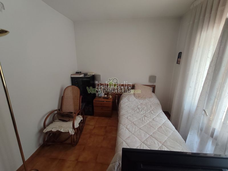 Foto a9b43f0b-c5c2-4be5-86a8-619ff341aa75. Casa amb xemeneia calefacció aparcament piscina a Castellar del Vallès