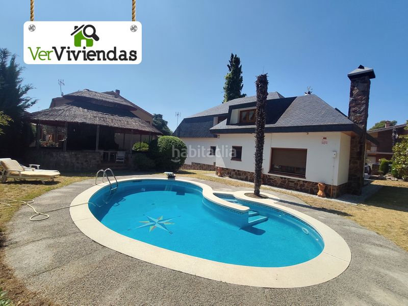Foto d512762e-7643-45fe-a85d-c22703edf328. Casa amb xemeneia calefacció aparcament piscina a Castellar del Vallès