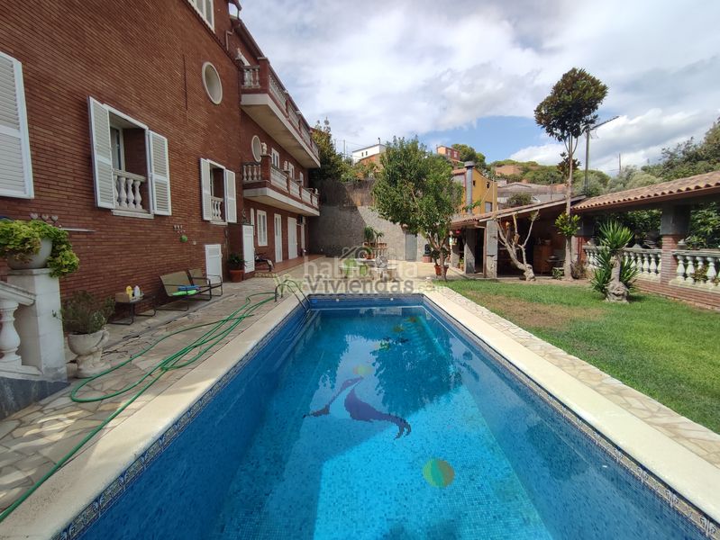 Foto 3ef61278-eed4-496a-b479-af62a28a629f. Casa amb xemeneia calefacció aparcament piscina a Sant Vicenç dels Horts
