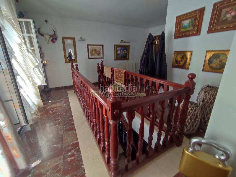 Foto b2b95f75-33e6-4e32-987d-1886668adde5. Casa amb xemeneia calefacció aparcament piscina a Sant Vicenç dels Horts