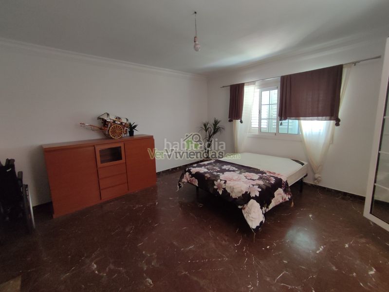 Foto f843342a-7761-4b91-a966-362bf061c170. Casa amb xemeneia calefacció aparcament piscina a Sant Vicenç dels Horts