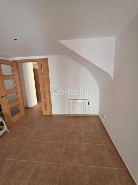 Foto 9967c20e-d1b9-4a11-aabb-5495182467f8. Duplex avec chauffage dans Olost
