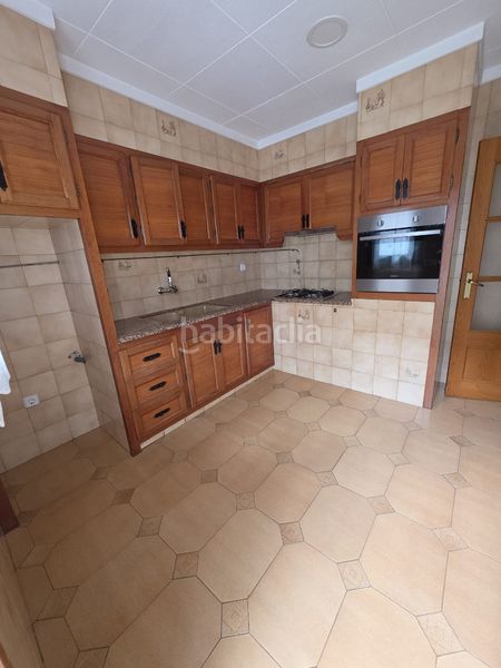 Foto b1c1612d-368c-4253-99b8-263e144af6d8. Casa adossada amb calefacció aparcament a Roda de Ter