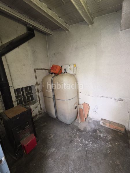 Foto e1571177-7428-4526-a54d-068149736e22. Casa adossada amb calefacció aparcament a Roda de Ter